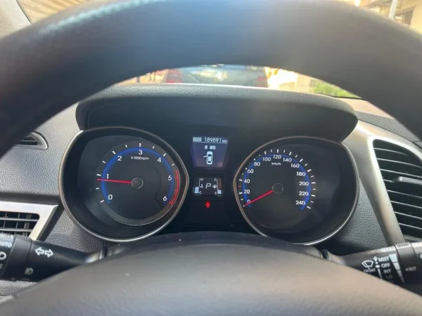 Tirane, shitet makine Hyundai Nafte, kafe automatik Kondicioner 189.000 km 6.700 €