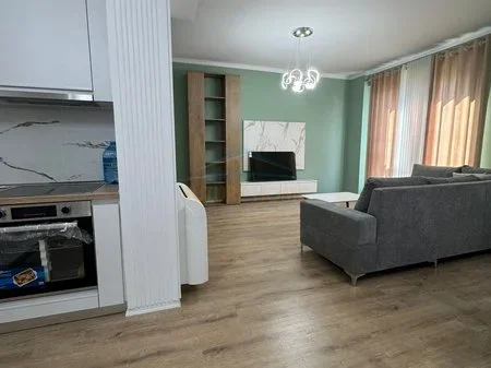 Tirane, jepet me qera apartament 2+1 Kati 4, 110 m² 1.200 €