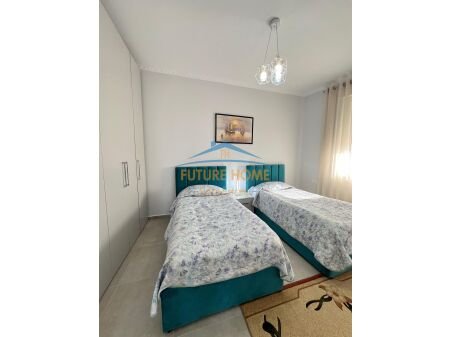 Tirane, jepet me qera apartament 2+1 Kati 8, 109 m² 1.100 € 