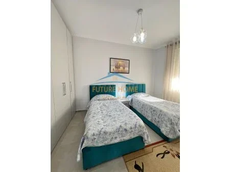 Tirane, jepet me qera apartament 2+1 Kati 8, 109 m² 1.100 € 