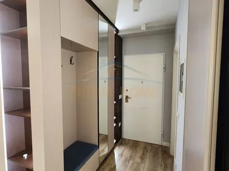 Tirane, jepet me qera apartament 2+1 Kati 5, 95 m² 1.000 € 