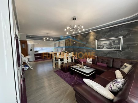 Tirane, shitet apartament 2+1 Kati 2, 106 m² 155.000 € 