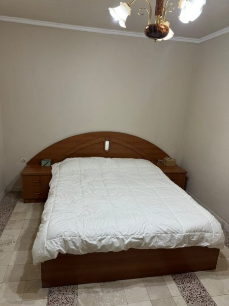 Tirane, jepet me qera apartament 1+1 Kati 2, 600 € 