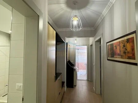 Tirane, jepet me qera apartament 3+1 Kati 6, 125 m² 1.000 € 