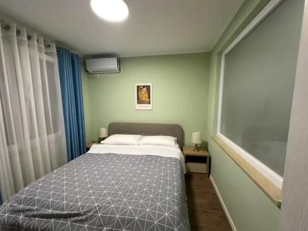 Tirane, jepet me qera apartament 2+1 Kati 3, 93 m² 850 € 