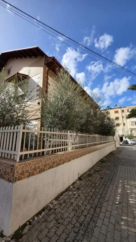 Lushnje, shitet Vile 3 Katshe Kati 0, 510 m² 