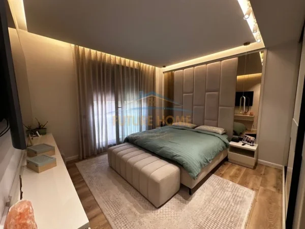 Tirane, jepet me qera apartament 3+1+Ballkon Kati 2, 129 m² 3.200 € (Sofia Hill Residence,Tiranë.)