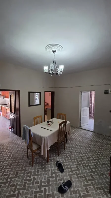 Lushnje, shitet shtepi 2 Katshe Kati 0, 300 m² 