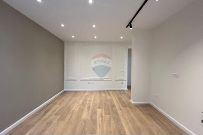 Tirane, shitet apartament 1+1 Kati 4, 58 m² 165.000 € (Rruga Myslym Shyri)