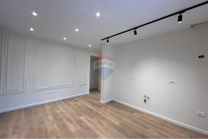 Tirane, shitet apartament 1+1 Kati 4, 58 m² 165.000 € (Rruga Myslym Shyri)