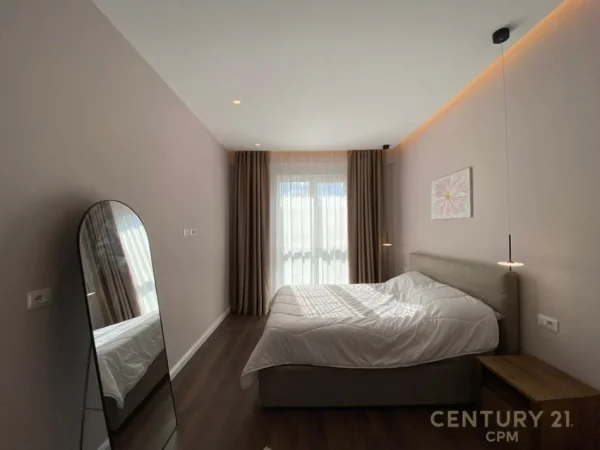 Tirane, jepet me qera apartament 2+1 Kati 9, 95 m² 1.100 € (KOMUNEN E PARISIT)