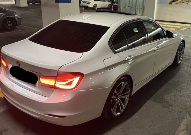 Tirane, shes makine BMW seri 3 (2.0 nafte) Nafte, e bardhë automatik Klima 106.000 km 14.700 €