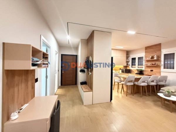 Tirane, shitet apartament 2+1 Kati 0, 96 m² 135.000 € (Rruga e Dibres prane shkolles se bashkuar)