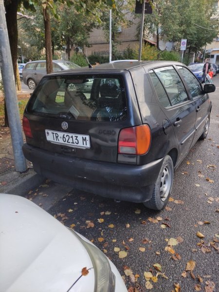 Tirane, shes makine VW Polo Benzin, e zeze manuale Kondicioner 1.100 €
