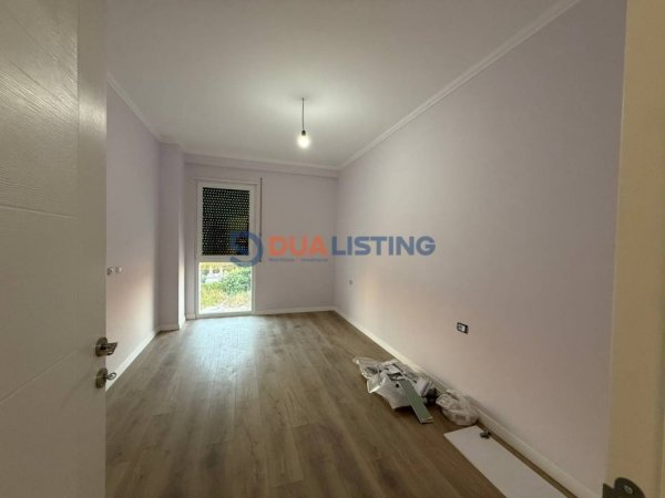 Tirane, jap me qera apartament 2+1 Kati 3, 103 m² 550 € (Kompleksi Bermond)