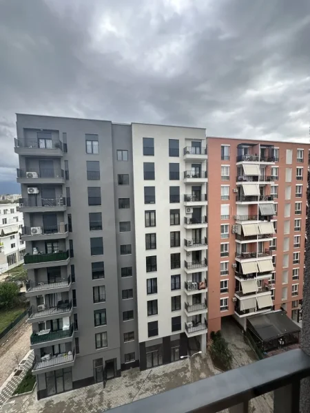 Tirane, shes apartament 2+1+Ballkon Kati 7, 90 m² 149.000 € (bulevardi astir)