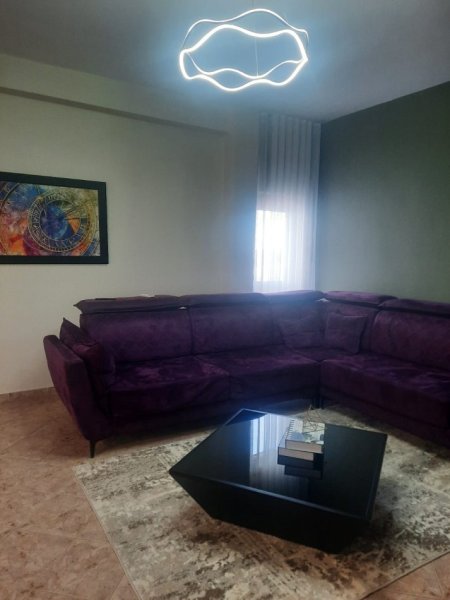 Tirane, jepet me qera Kate Vile, 2+1+Ballkon Kati 3, 100 m² 500 € (Kodra e Priftit ,Tirane)