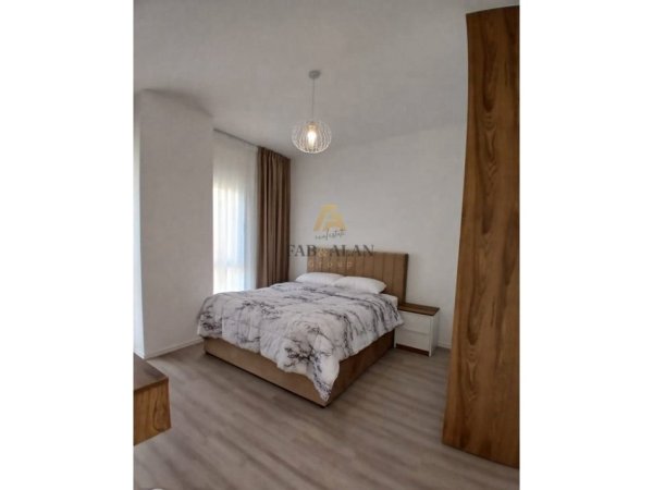 Tirane, jepet me qera apartament 2+1 Kati 4, 76 m² 1.000 € (Zogu i Zi)