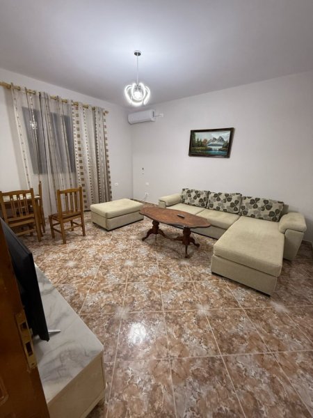 Tirane, jepet me qera apartament 2+1 Kati 1, 500 € 