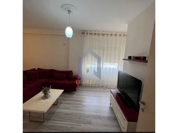 Tirane, shes 1+1+Ballkon Kati 7, 85 m² 115.000 €