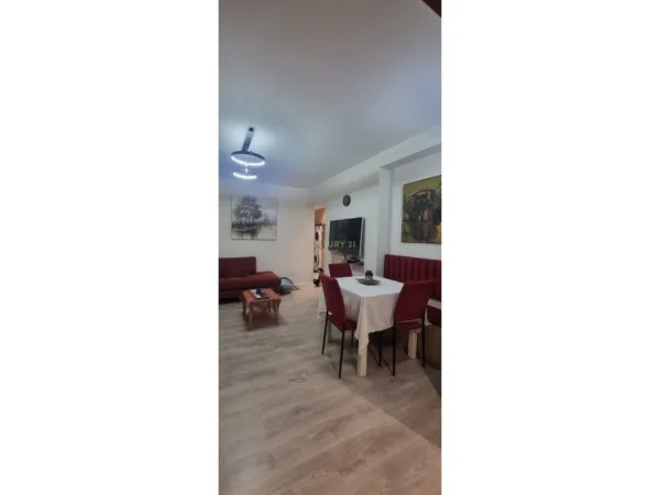 Tirane, shitet apartament 2+1 Kati 2, 56 m² 230.000 € (Bllok)