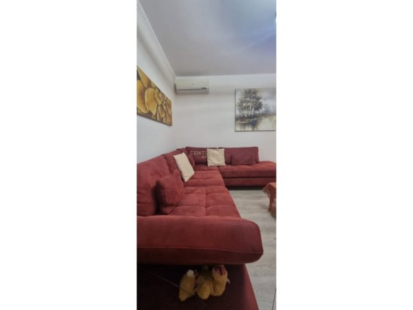 Tirane, shitet apartament 2+1 Kati 2, 56 m² 230.000 € (Bllok)