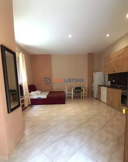 Tirane, shitet  2 garsoniere 1+1 Kati 0, 82 m² 160.000 € (Kodra e Diellit)