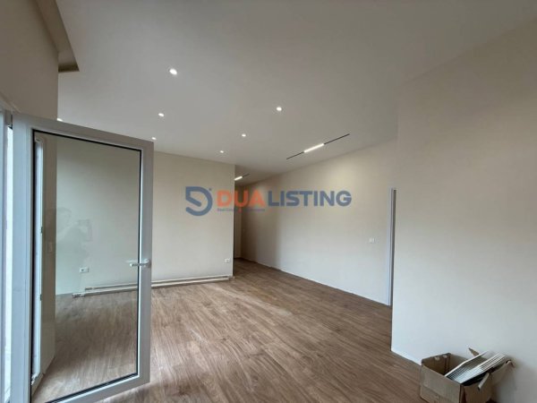 Tirane, shes apartament 1+1 Kati 2, 65 m² 124.700 € (Ali Dem prane Kontaktit)