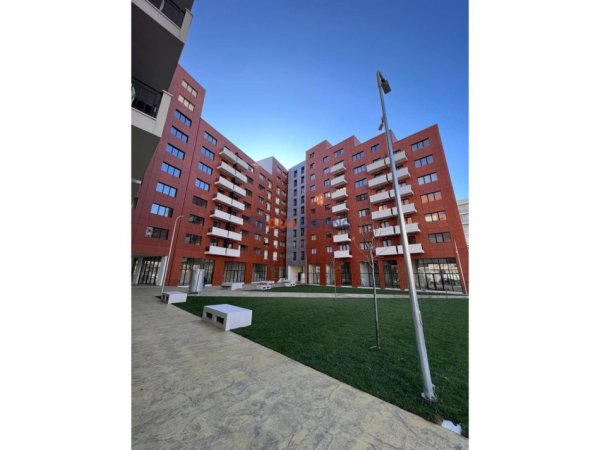 Tirane, shitet apartament 3+1 Kati 8, 172 m² 290.000 € (Urban Gate Astir)