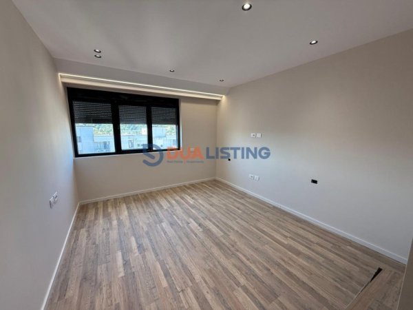 Tirane, shitet apartament 3+1 Kati 8, 172 m² 290.000 € (Urban Gate Astir)