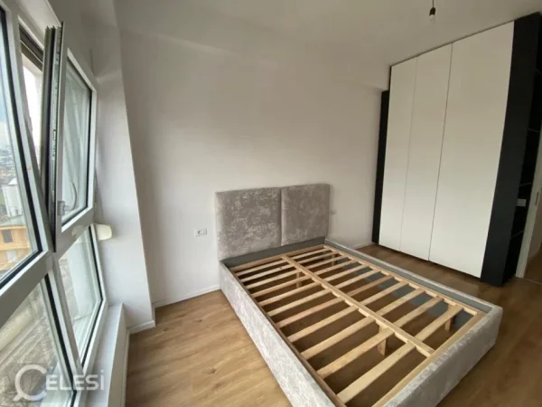 Tirane, jepet me qera apartament 1+1+Ballkon Kati 7, 68 m² 450 € (ALI DEMI)