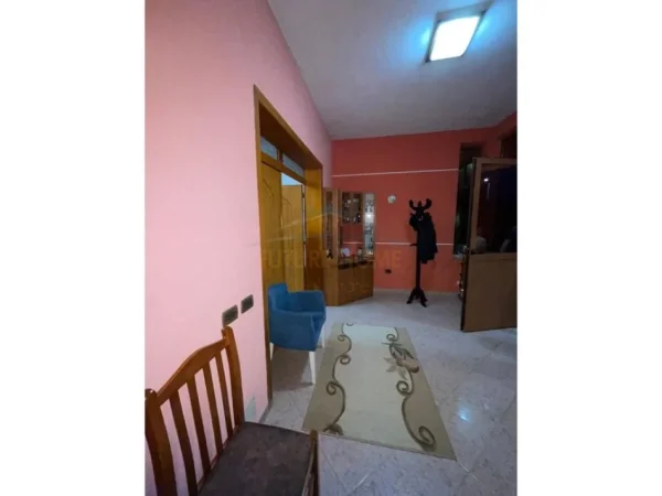 Durres, shitet apartament 4+1+Aneks+Ballkon Kati 1, 138 m² 210.000 € 