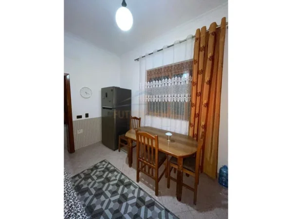 Durres, shitet apartament 4+1+Aneks+Ballkon Kati 1, 138 m² 210.000 € 