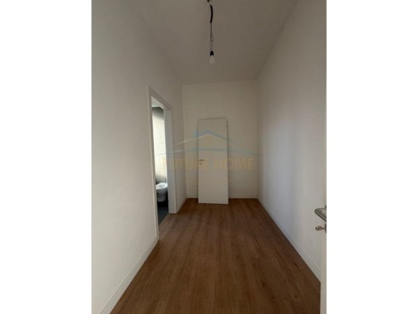 Tirane, jap me qera apartament 2 Katshe Kati 2, 402 m² 2.500 € (LIQENI I THATE)