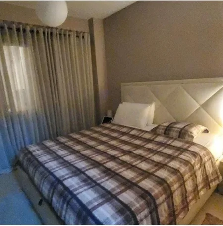 Tirane, jepet me qera apartament 1+1+Ballkon , 70 m² 800 € (rruga e kosovareve)