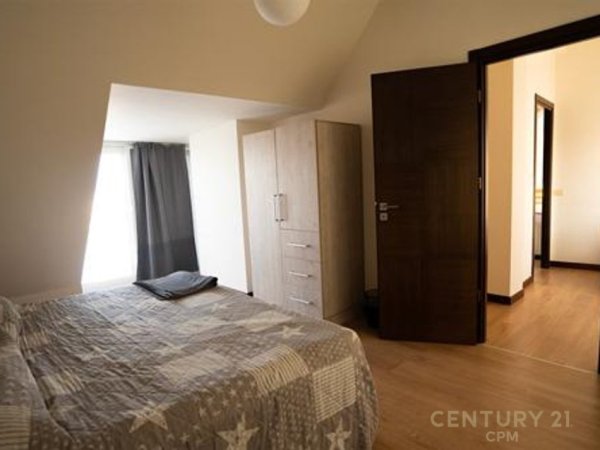 Tirane, jepet me qera apartament Dublex Kati 3, 257 m² 1.200 € (Kodra e Diellit)