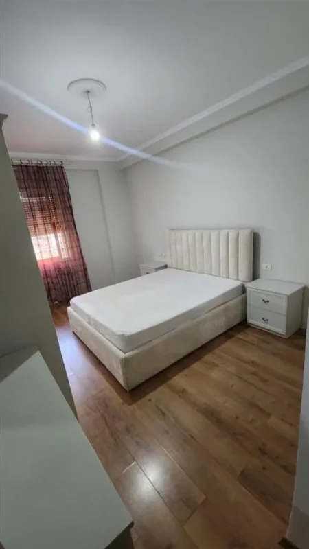 Tirane, jepet me qera apartament 1+1 Kati 3, 63 m² 450 € (ASTIR)