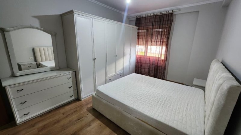 Tirane, jepet me qera apartament 1+1 Kati 3, 63 m² 450 € (ASTIR)