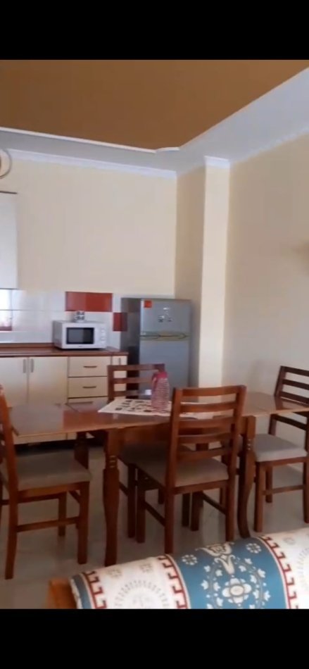 Tirane, jepet me qera apartament 2+1+Ballkon Kati 7, 112 m² 700 € (Ngjitur me Ring Center)