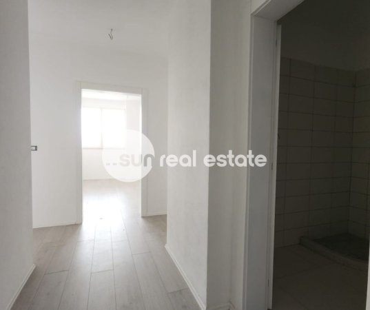 Shkoder, shitet apartament 2+1+Ballkon Kati 7, 98 m² (AFER POLICISE)