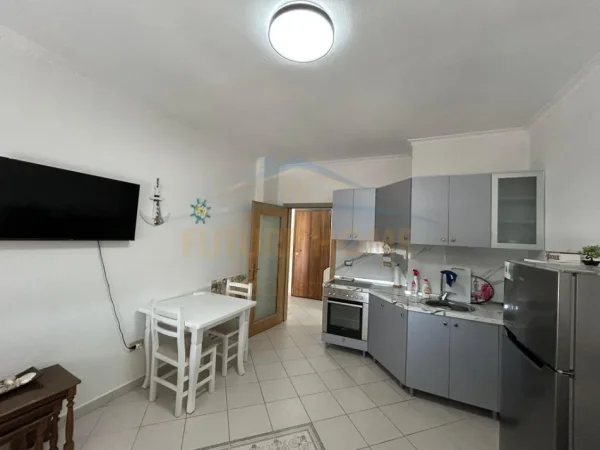 Durres, jepet me qera apartament 1+1 Kati 3, 58 m² 300 € 