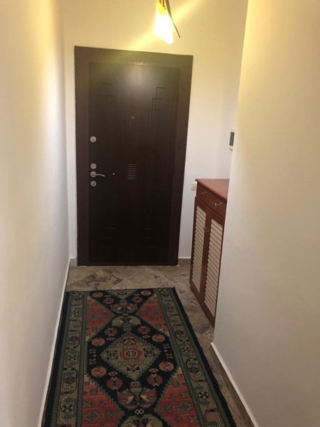 Tirane, jepet me qera apartament 3+1+2 Kati 6, 150 m² 800 € (Rruga e Barrikadave)