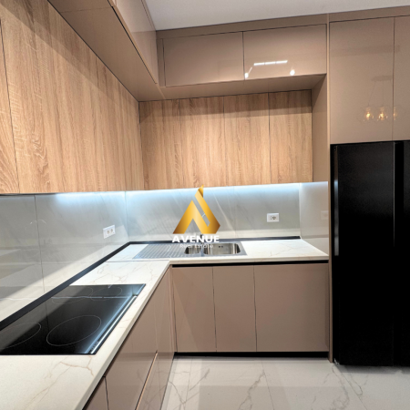 Green and White Minimalist House for Sale Facebook Post - 2025-10-30T111651.056.png