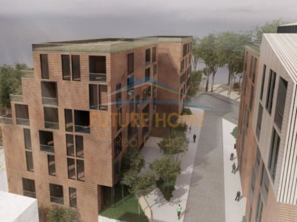 Shitet, Apartament 2+1+2+Post Parkimi, Rruga e Elbasanit, Tiranë.