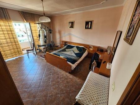 Tirane, shitet apartament 3+1 Kati 7, 163 m² 330.000 € 