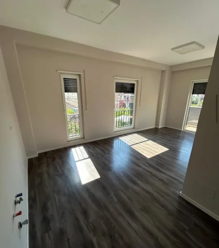 Tirane, shitet apartament 2+1+Ballkon , 106 m² 210.000 € (Rruga Panorama, pranë Hipotekës)