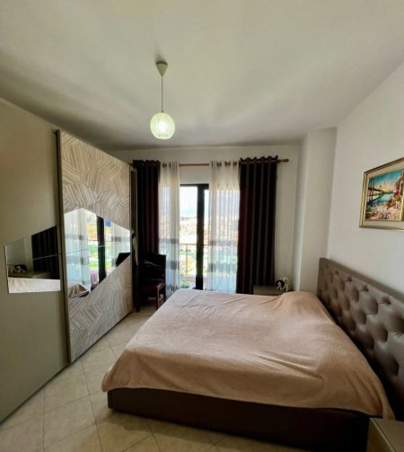 Tirane, shitet apartament 2+1+Ballkon Kati 8, 88 m² 142.003 € (Misto Mame)