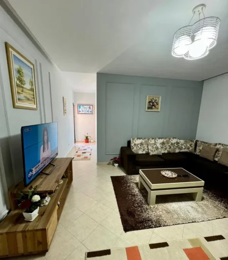 Tirane, shitet apartament 2+1+Ballkon Kati 8, 88 m² 142.003 € (Misto Mame)