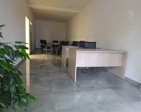 Tirane, shitet ambjent biznesi Kati 0, 68 m² 450.000 € (Stadiumi Dinamo)