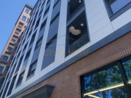 Tirane, shitet apartament 1+1 Kati 10, 52 m² 110.000 €